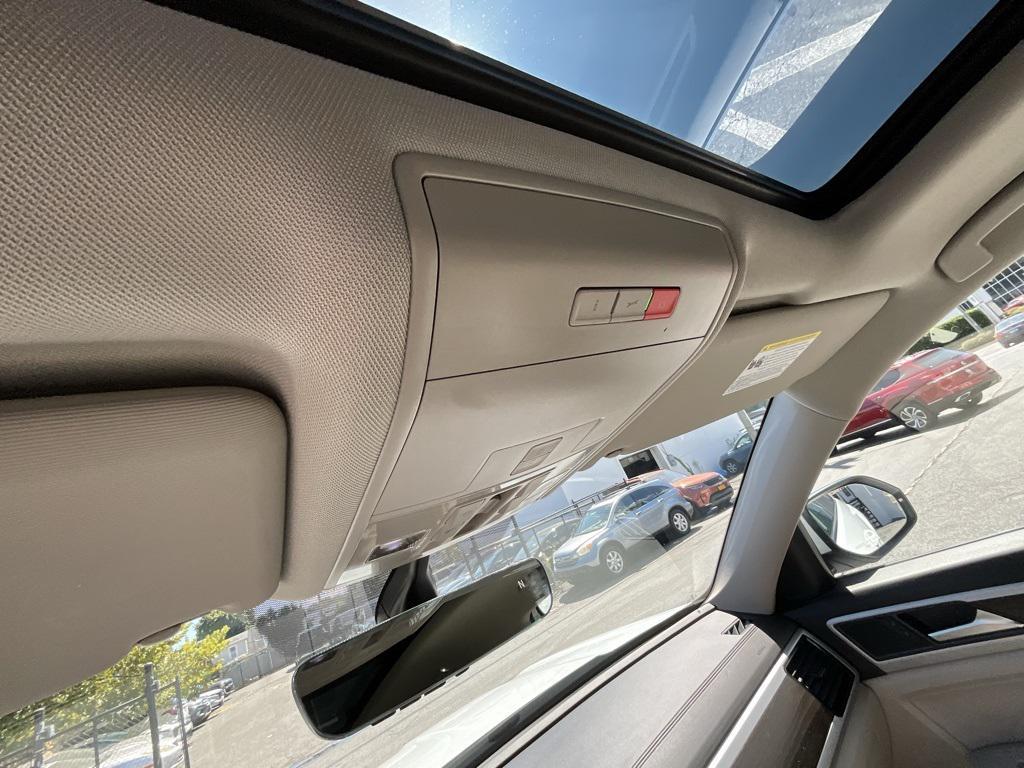 used 2022 Volkswagen Atlas car, priced at $29,999