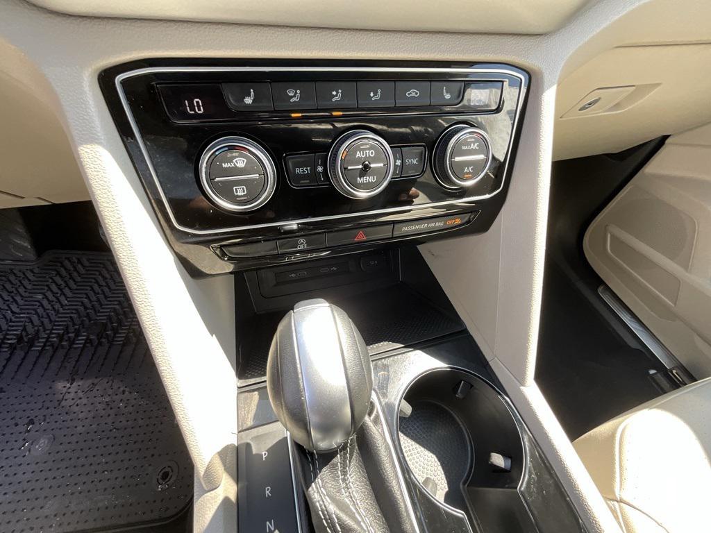used 2022 Volkswagen Atlas car, priced at $29,999