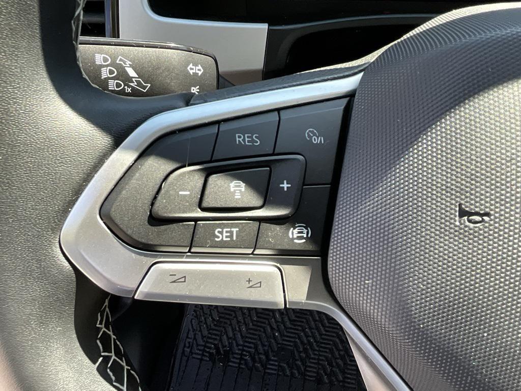 used 2022 Volkswagen Atlas car, priced at $29,999