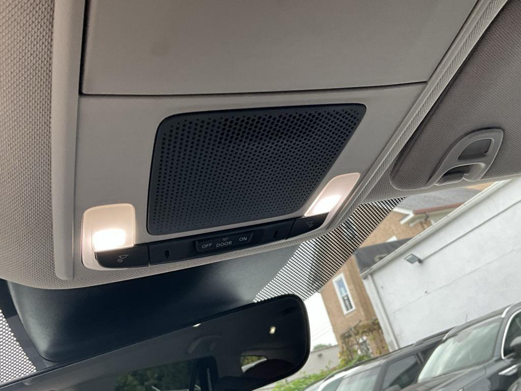 used 2025 Honda Pilot car, priced at $40,999