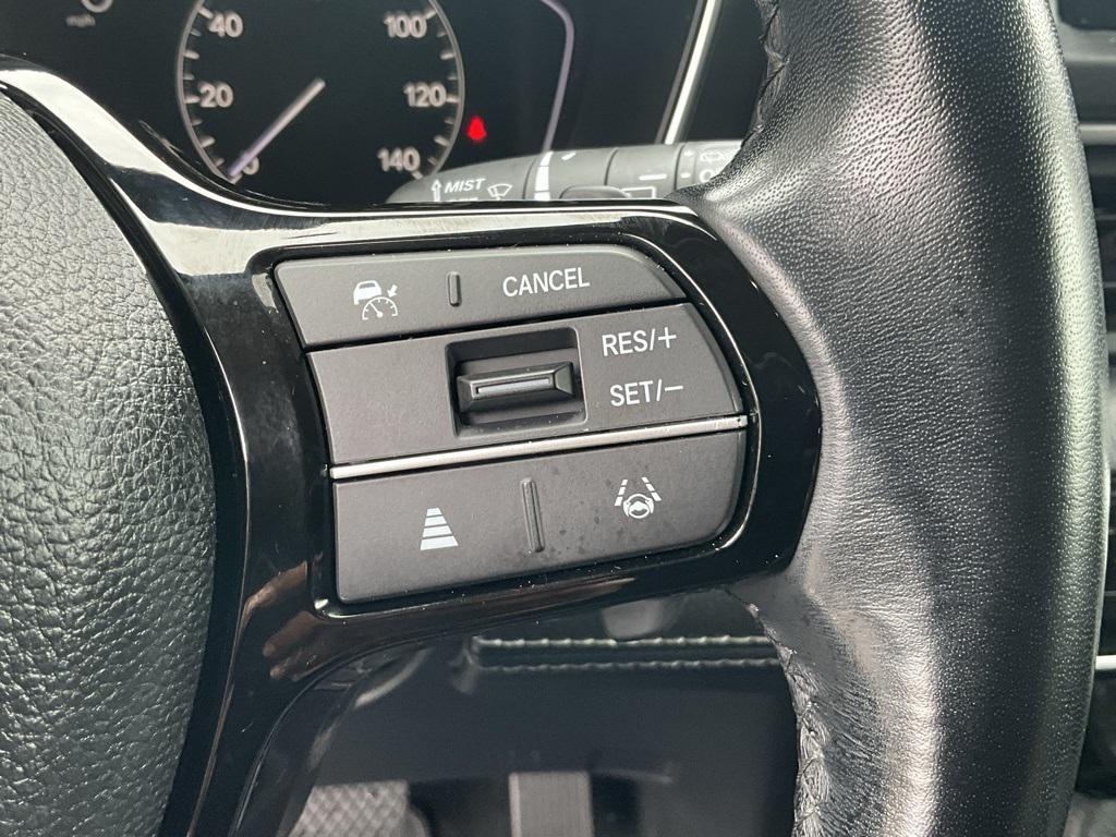 used 2025 Honda Pilot car, priced at $40,999