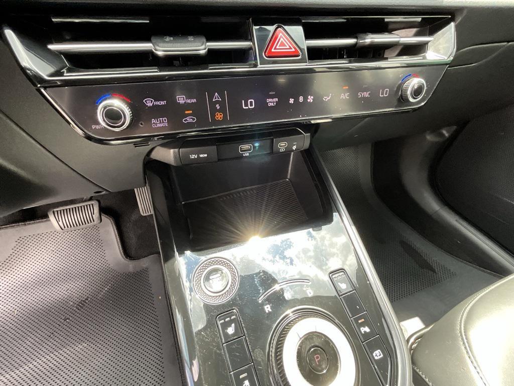 used 2023 Kia Niro Plug-In Hybrid car, priced at $25,999