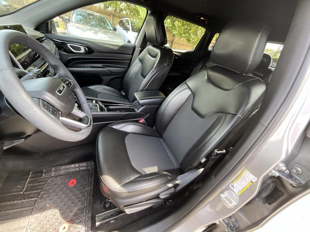 used 2022 Jeep Compass car, priced at $20,999
