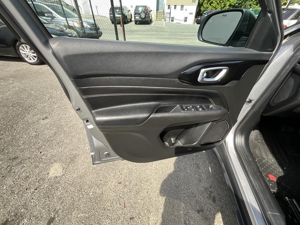 used 2022 Jeep Compass car, priced at $20,999