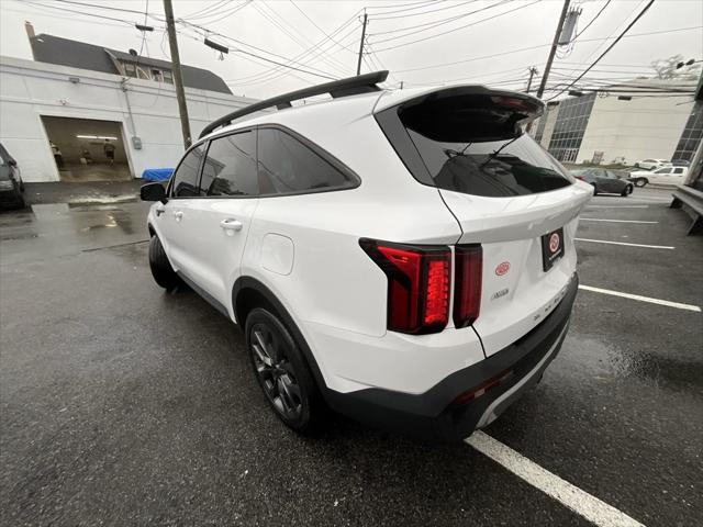 used 2022 Kia Sorento car, priced at $30,999