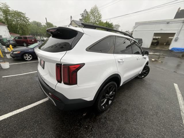 used 2022 Kia Sorento car, priced at $30,999
