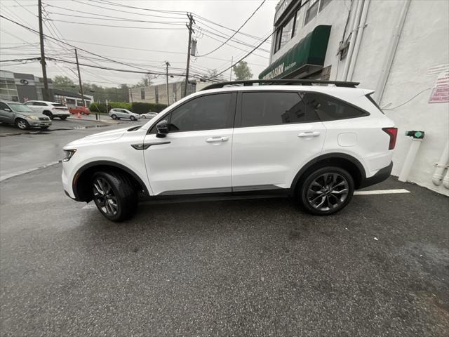 used 2022 Kia Sorento car, priced at $30,999