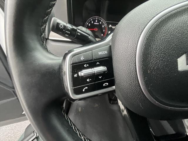 used 2022 Kia Sorento car, priced at $30,999