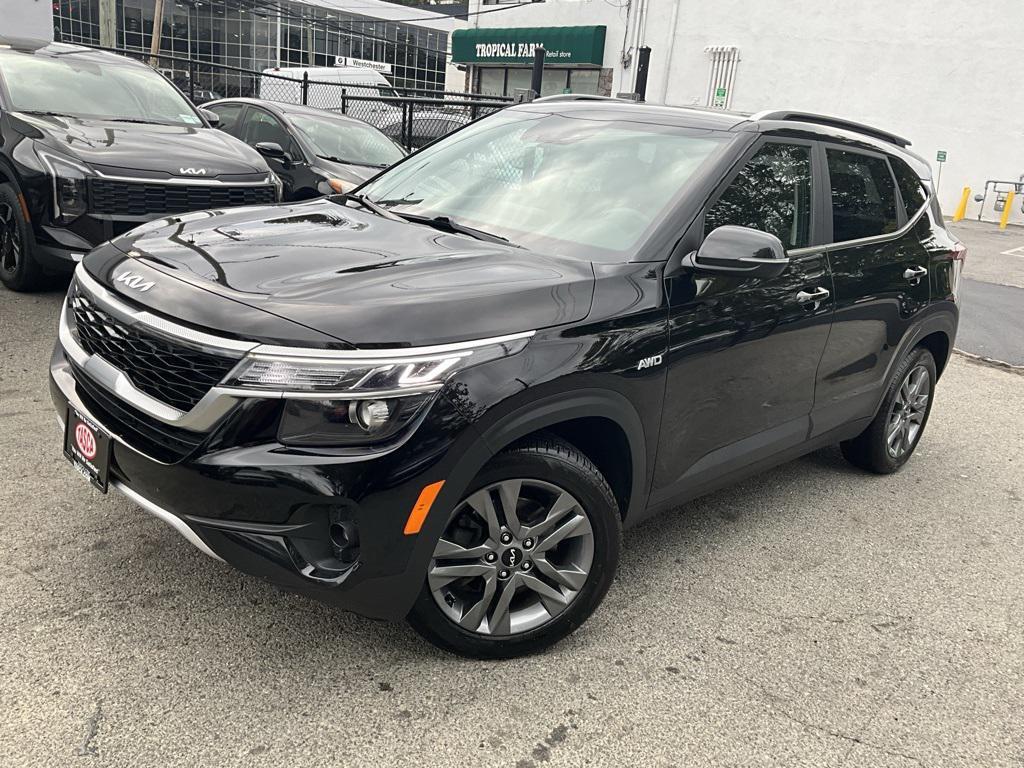 used 2023 Kia Seltos car, priced at $19,999