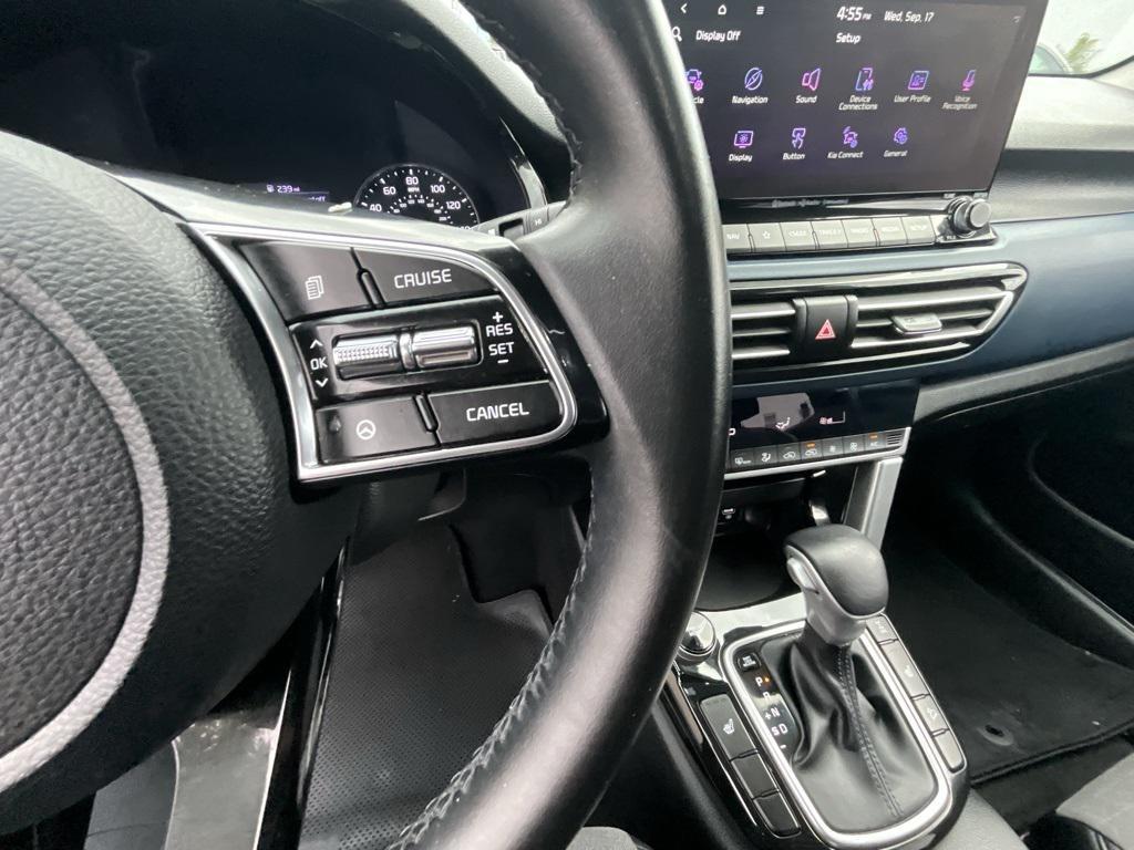 used 2023 Kia Seltos car, priced at $19,999