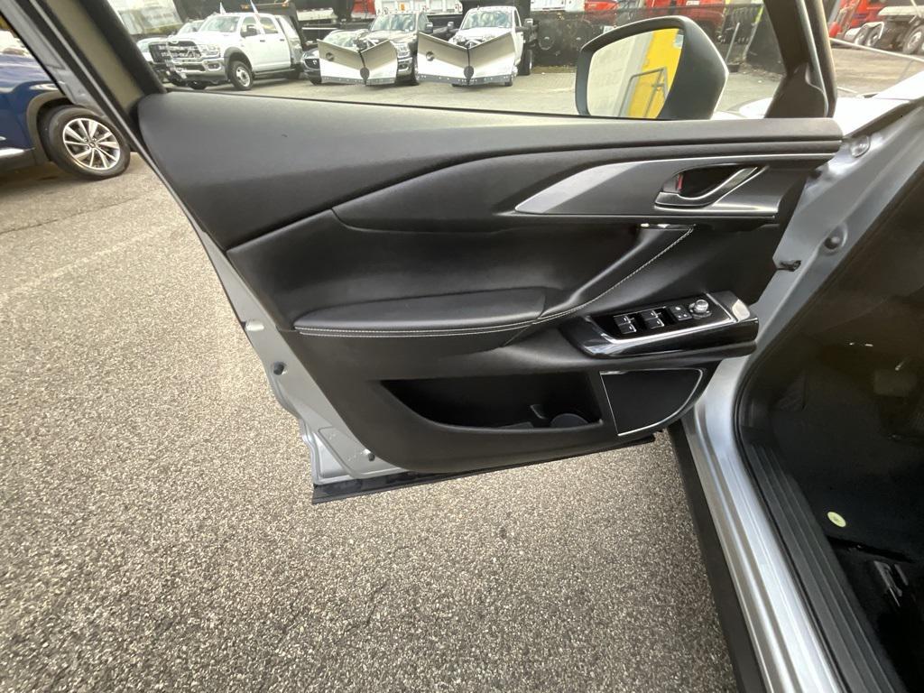 used 2022 Mazda CX-9 car, priced at $29,900