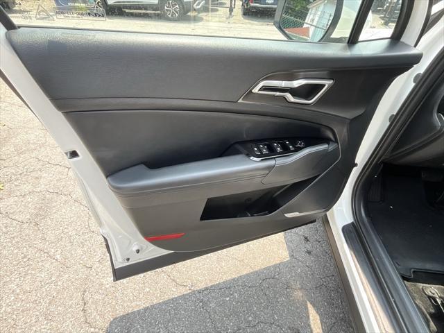 used 2023 Kia Sportage Hybrid car, priced at $29,991