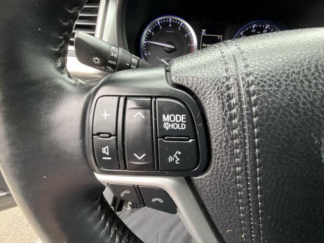 used 2018 Toyota Highlander car, priced at $26,949