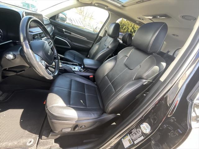 used 2022 Kia Telluride car, priced at $33,143