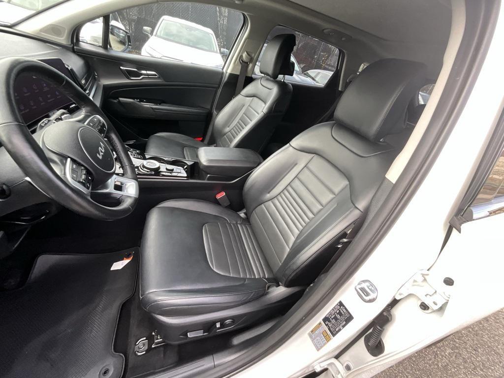 used 2023 Kia Sportage Hybrid car, priced at $29,991