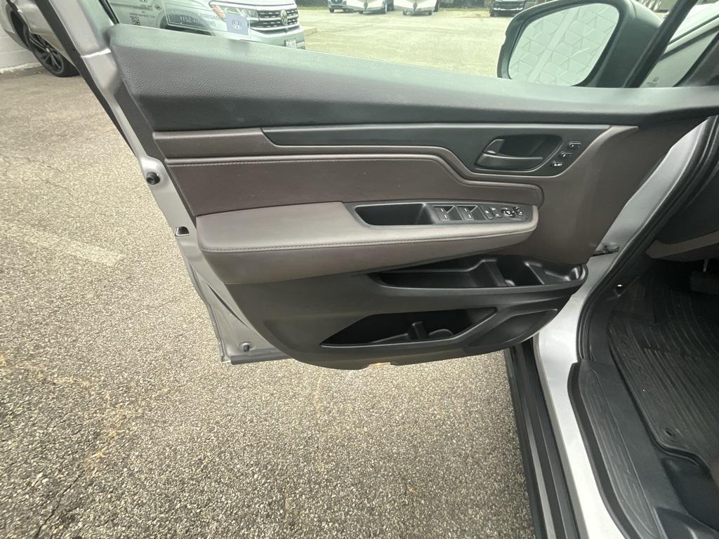 used 2018 Honda Odyssey car, priced at $21,991