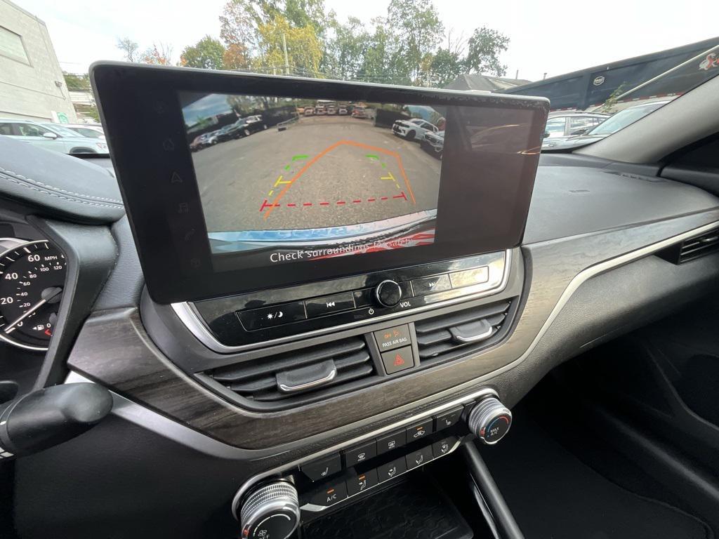 used 2023 Nissan Altima car, priced at $21,292