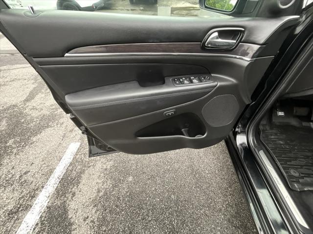 used 2020 Jeep Grand Cherokee car, priced at $27,999