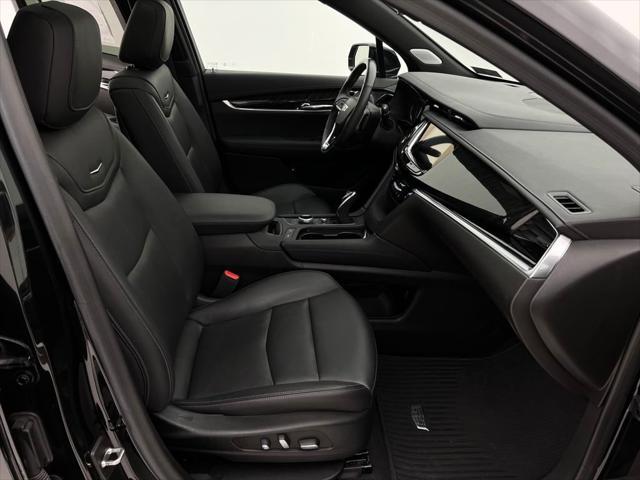 used 2022 Cadillac XT6 car, priced at $37,493