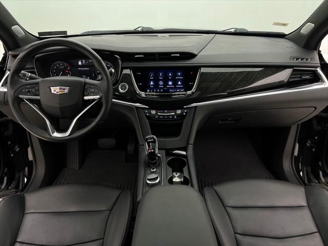 used 2022 Cadillac XT6 car, priced at $37,493