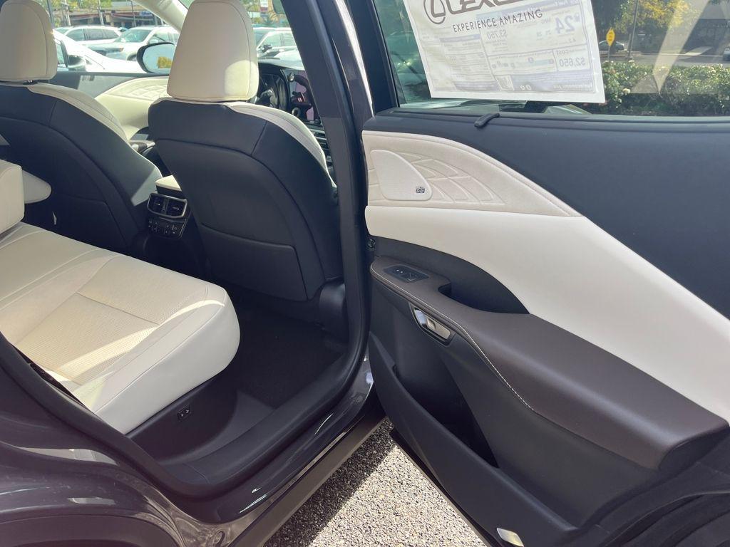 new 2025 Lexus RX 350 car, priced at $67,219