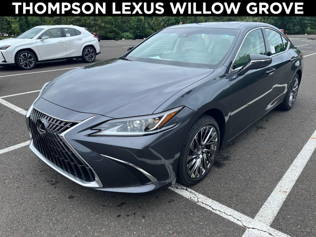 new 2025 Lexus ES 300h car, priced at $54,489
