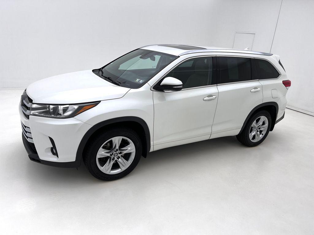 used 2019 Toyota Highlander car, priced at $29,993