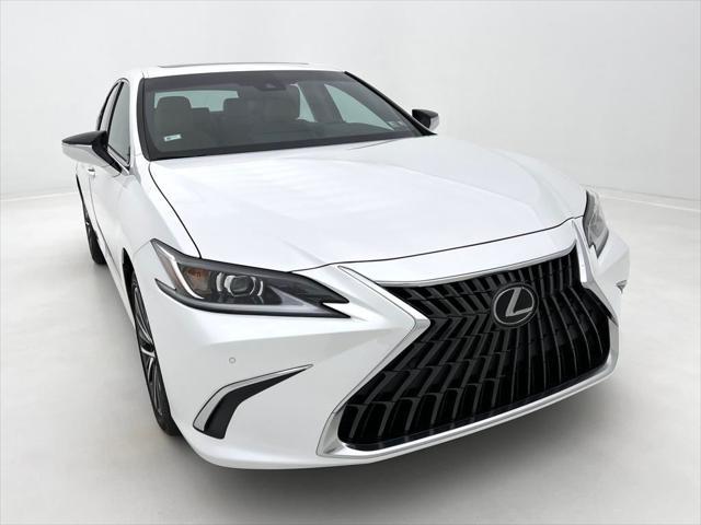 used 2024 Lexus ES 300h car, priced at $43,993
