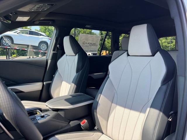 new 2025 Lexus TX 500h car, priced at $78,529