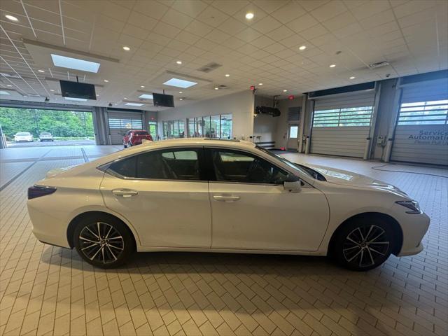 used 2024 Lexus ES 350 car, priced at $42,993