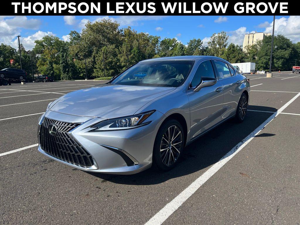 new 2025 Lexus ES 350 car, priced at $50,554