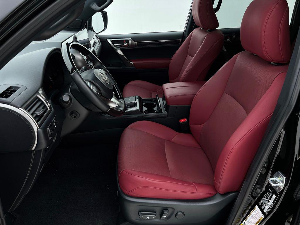 used 2023 Lexus GX 460 car, priced at $56,993