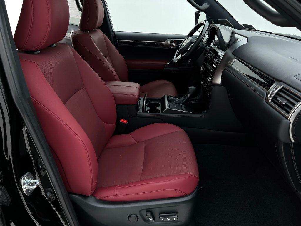 used 2023 Lexus GX 460 car, priced at $56,993