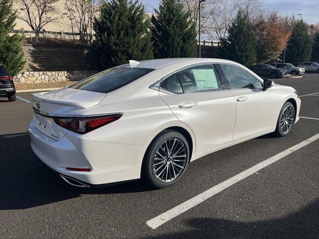 new 2025 Lexus ES 350 car, priced at $50,424