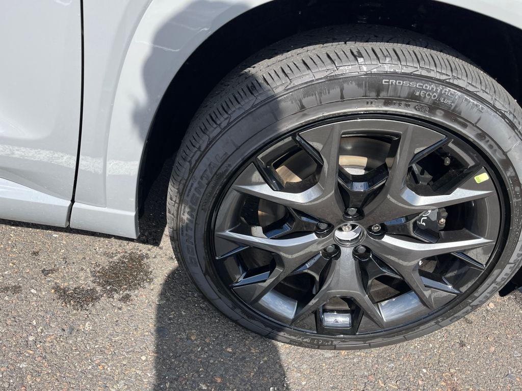 new 2025 Lexus TX 500h car, priced at $72,860