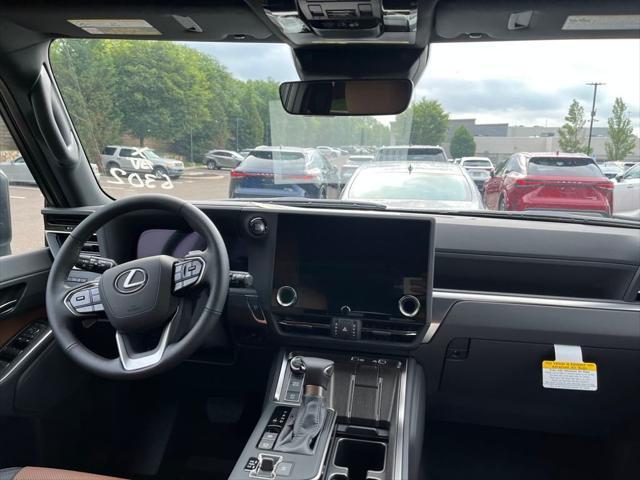 new 2025 Lexus GX 550 car, priced at $73,752