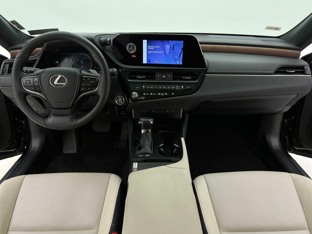 used 2023 Lexus ES 300h car, priced at $36,993