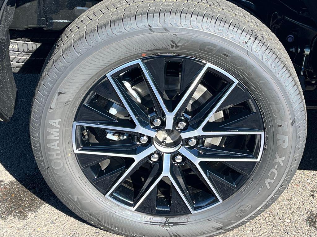 new 2025 Lexus GX 550 car, priced at $73,613