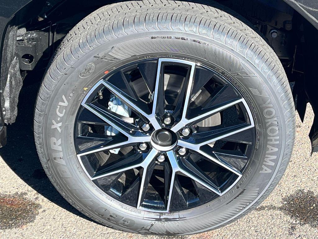 new 2025 Lexus GX 550 car, priced at $73,613