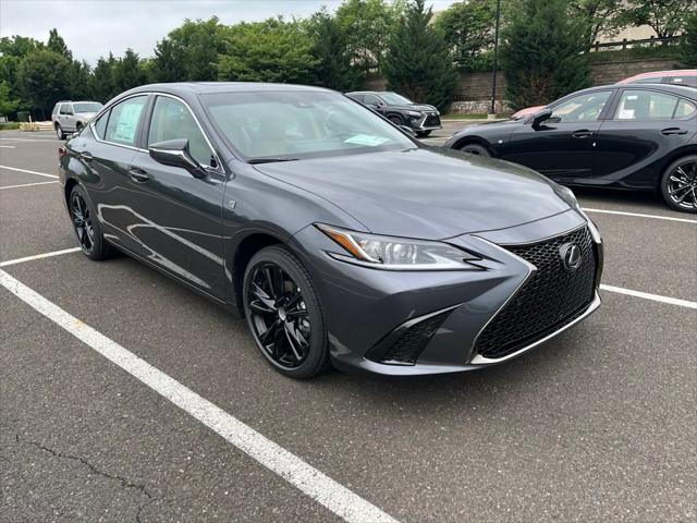 new 2025 Lexus ES 300h car, priced at $52,529