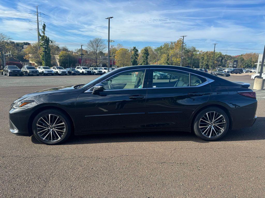 used 2022 Lexus ES 350 car, priced at $36,993