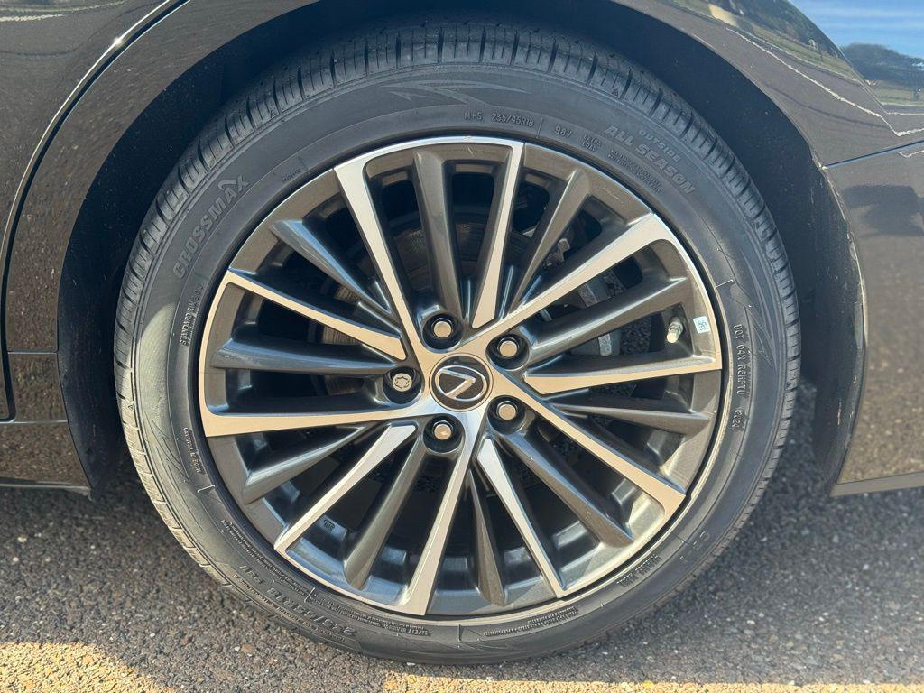 used 2022 Lexus ES 350 car, priced at $36,993