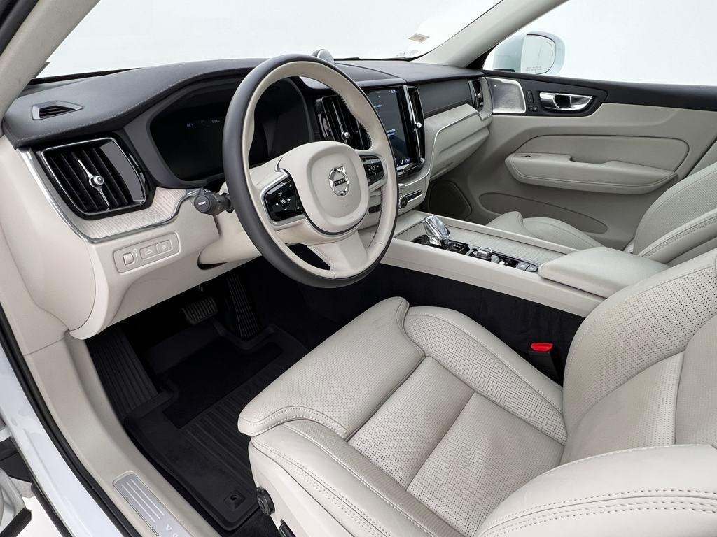 used 2020 Volvo XC60 Recharge Plug-In Hybrid car, priced at $32,993