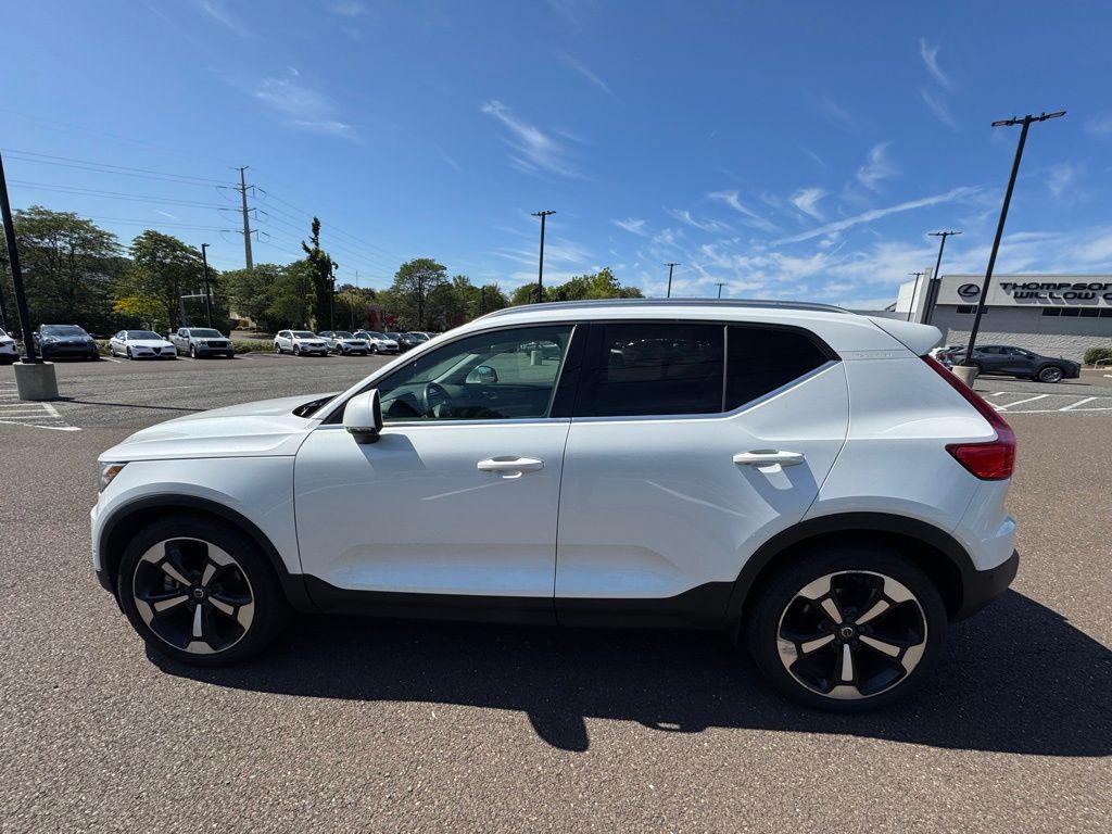 used 2019 Volvo XC40 car, priced at $24,993