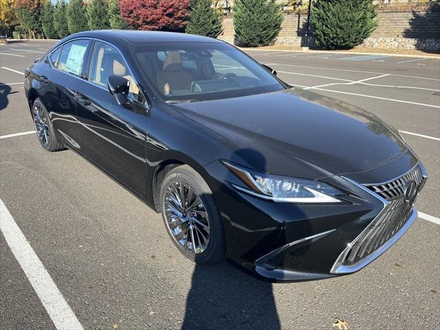 new 2025 Lexus ES 300h car, priced at $53,859