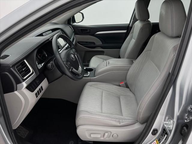 used 2015 Toyota Highlander car, priced at $21,993
