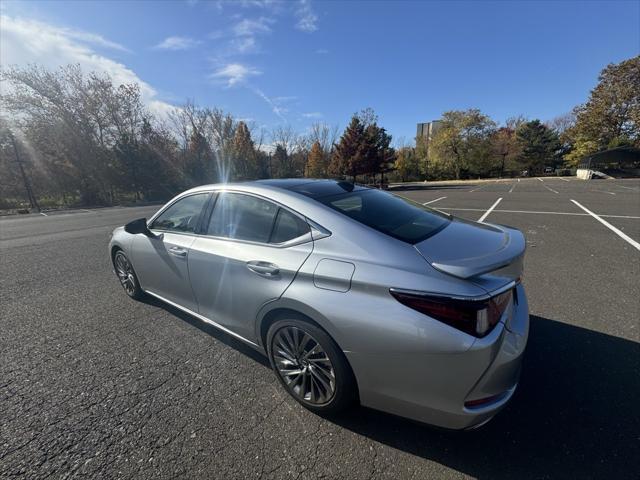 used 2024 Lexus ES 350 car, priced at $51,693