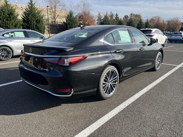 new 2025 Lexus ES 300h car, priced at $51,815