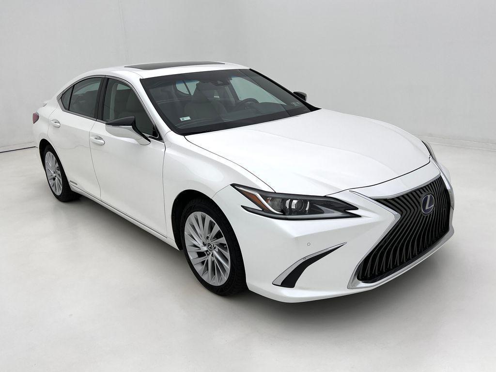 used 2019 Lexus ES 300h car, priced at $34,993