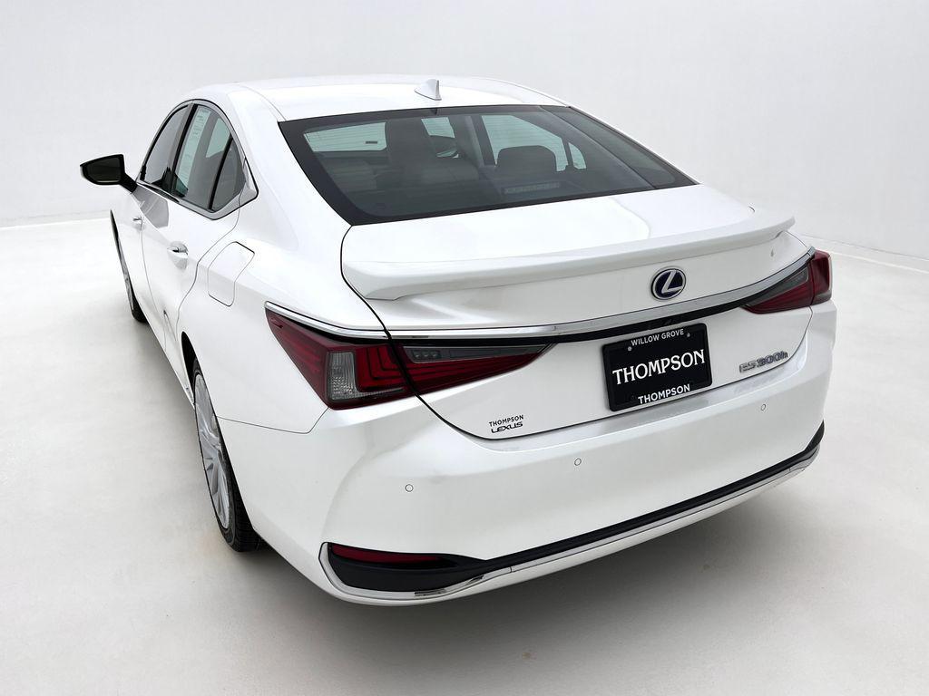 used 2019 Lexus ES 300h car, priced at $34,993